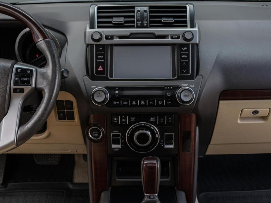 Toyota Land Cruiser Prado 150 Series Рестайлинг 1 Москва  - изображение 17