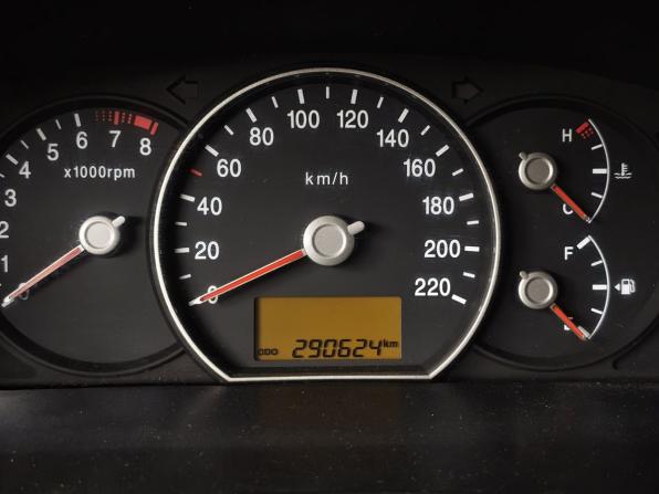 Kia Carens II (UN) с пробегом 2009 года, цена 595 000 рублей, 290620 км, компактвэн, Автокод Объявления