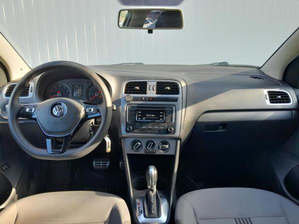 Volkswagen Polo V Рестайлинг с пробегом 2016 года, цена 949 000 рублей, 253486 км, седан, Автокод Объявления