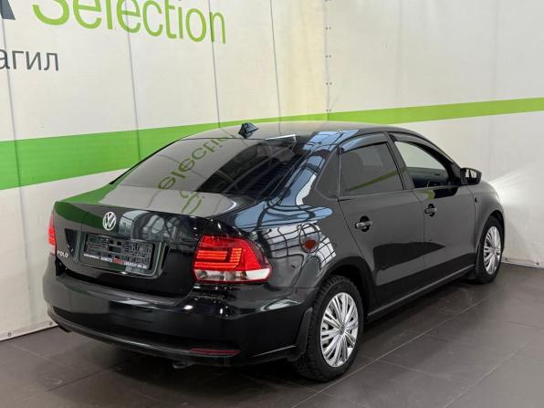 Volkswagen Polo V Рестайлинг с пробегом 2016 года, цена 779 000 рублей, 288000 км, седан, Автокод Объявления
