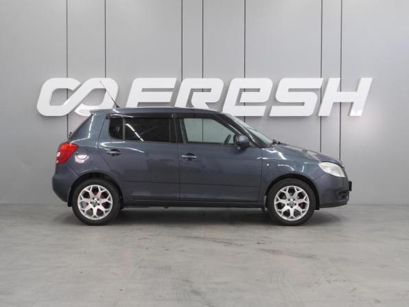 Skoda Fabia II с пробегом 2009 года, цена 579 000 рублей, 275204 км, хэтчбек, Автокод Объявления