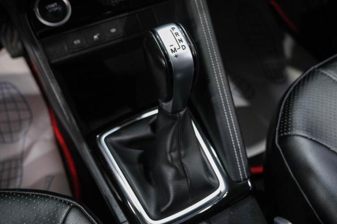 Renault Kaptur I Рестайлинг с пробегом 2020 года, цена 1 489 000 рублей, 99000 км, внедорожник, Автокод Объявления