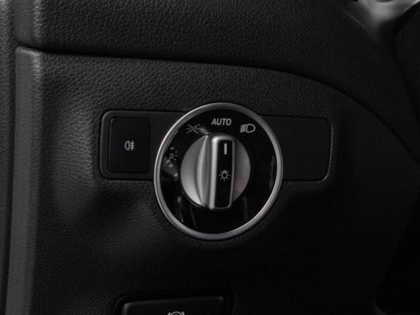 Mercedes-Benz CLA I (C117 X117) Рестайлинг с пробегом 2016 года, цена 2 139 000 рублей, 165423 км, седан, Автокод Объявления