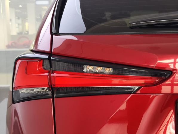 Lexus NX I Рестайлинг с пробегом 2018 года, цена 3 040 000 рублей, 195601 км, внедорожник, Автокод Объявления