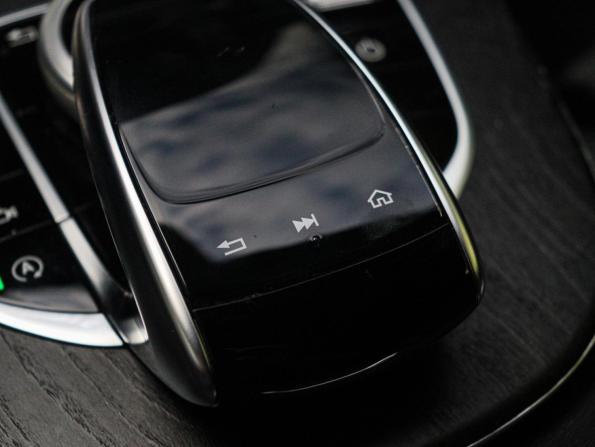 Mercedes-Benz E-Класс V (W213 S213 C238) с пробегом 2020 года, цена 3 750 000 рублей, 99993 км, седан, Автокод Объявления