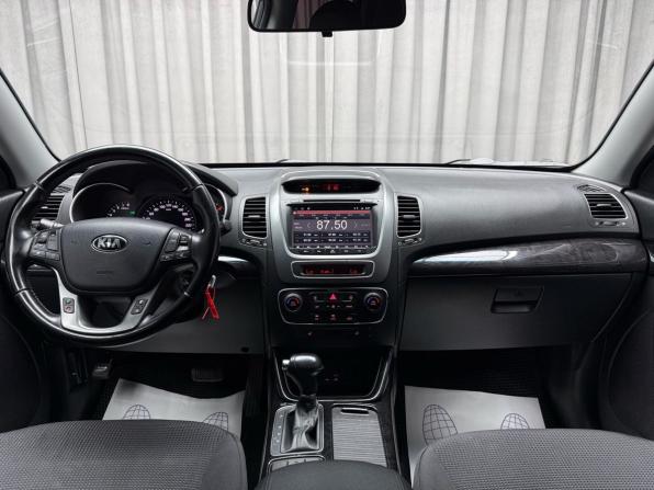 Kia Sorento II Рестайлинг с пробегом 2018 года, цена 1 949 000 рублей, 138000 км, внедорожник, Автокод Объявления