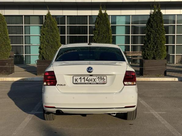 Volkswagen Polo V Рестайлинг с пробегом 2018 года, цена 1 320 000 рублей, 138105 км, седан, Автокод Объявления