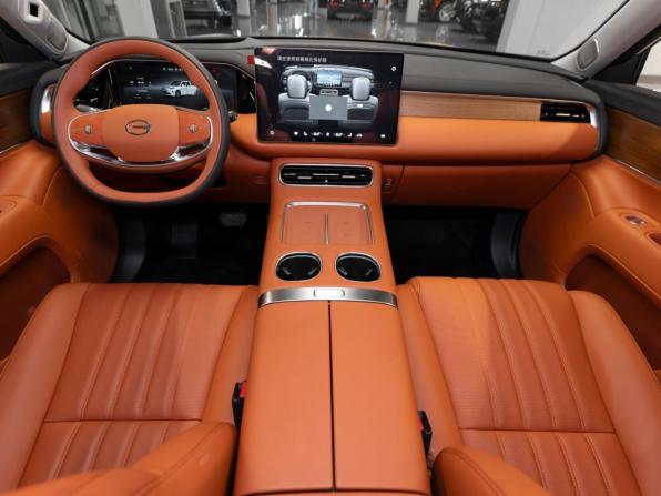 GAC Trumpchi S9 с пробегом 2025 года, цена 5 400 000 рублей, 26 км, внедорожник, Автокод Объявления