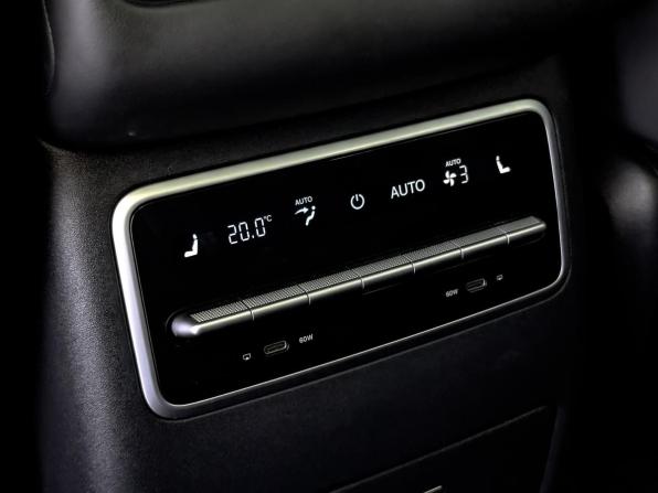 Li Auto (Lixiang) L7 I с пробегом 2023 года, цена 5 850 000 рублей, 41877 км, внедорожник, Автокод Объявления