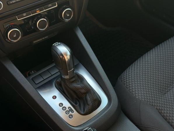 Volkswagen Jetta VI с пробегом 2012 года, цена 1 158 000 рублей, 163489 км, седан, Автокод Объявления