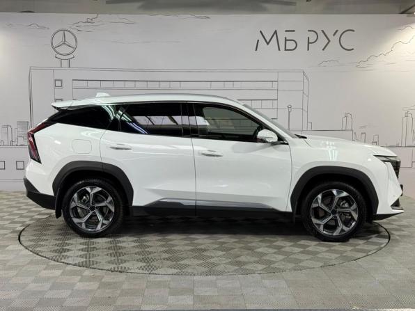 Geely Atlas II с пробегом 2024 года, цена 3 100 000 рублей, 39120 км, внедорожник, Автокод Объявления