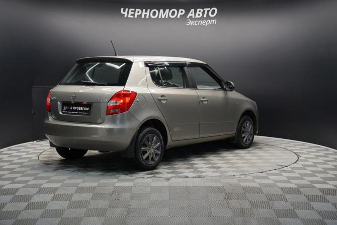 Skoda Fabia II Рестайлинг с пробегом 2013 года, цена 775 000 рублей, 222000 км, хэтчбек, Автокод Объявления