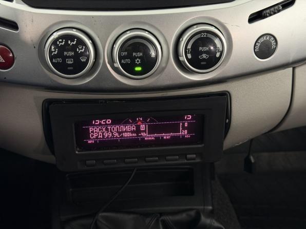 Mitsubishi L200 IV с пробегом 2013 года, цена 1 350 000 рублей, 297000 км, пикап, Автокод Объявления