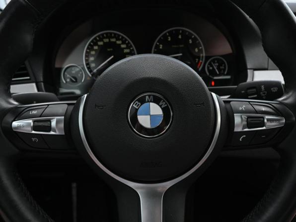 BMW 5 серии VI (F10/F11/F07) Рестайлинг с пробегом 2014 года, цена 2 220 000 рублей, 103910 км, седан, Автокод Объявления