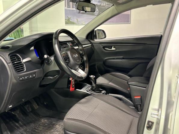 Kia Rio IV с пробегом 2018 года, цена 1 400 000 рублей, 92513 км, хэтчбек, Автокод Объявления