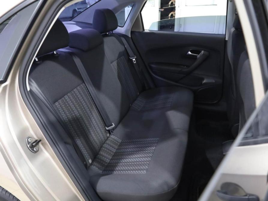 Volkswagen Polo V Рестайлинг Ростов-на-Дону  - изображение 7
