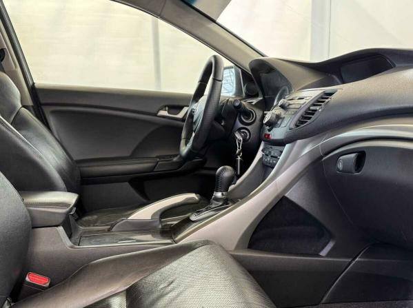 Honda Accord VIII с пробегом 2008 года, цена 920 000 рублей, 336366 км, седан, Автокод Объявления