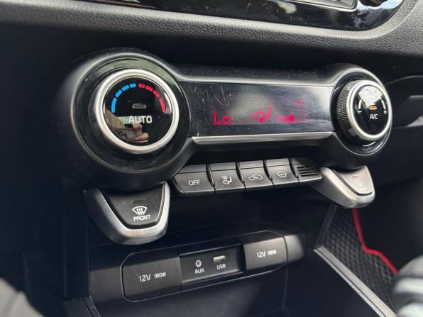 Kia Rio IV с пробегом 2019 года, цена 1 380 000 рублей, 108000 км, седан, Автокод Объявления