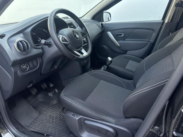 Renault Sandero II Рестайлинг с пробегом 2020 года, цена 1 340 000 рублей, 27878 км, хэтчбек, Автокод Объявления