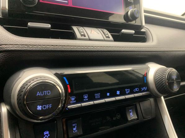 Toyota RAV4 V (XA50) с пробегом 2020 года, цена 2 793 000 рублей, 122500 км, внедорожник, Автокод Объявления
