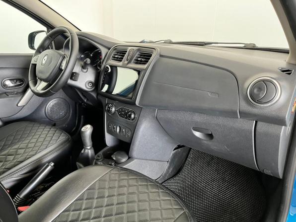 Renault Sandero II с пробегом 2014 года, цена 790 000 рублей, 172009 км, хэтчбек, Автокод Объявления