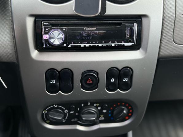 Renault Sandero I с пробегом 2014 года, цена 499 000 рублей, 130100 км, хэтчбек, Автокод Объявления