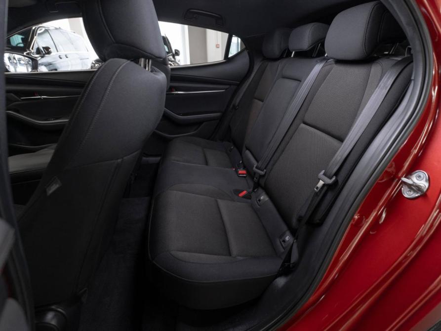 Mazda 3 IV (BP) Москва  - изображение 13
