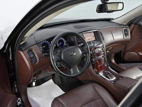 Infiniti QX50 I с пробегом 2015 года, цена 1 349 000 рублей, 118000 км, внедорожник, Автокод Объявления