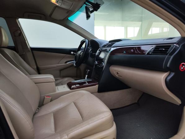 Toyota Camry VII (XV50) с пробегом 2013 года, цена 1 199 000 рублей, 439627 км, седан, Автокод Объявления