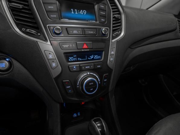Hyundai Santa Fe III Рестайлинг с пробегом 2015 года, цена 1 980 000 рублей, 136454 км, внедорожник, Автокод Объявления