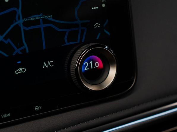 Lexus LM II с пробегом 2023 года, цена 14 740 000 рублей, 34513 км, минивэн, Автокод Объявления