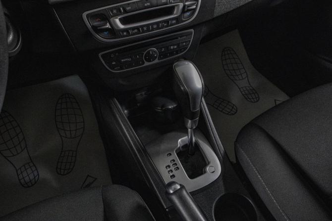Renault Megane III с пробегом 2011 года, цена 919 000 рублей, 71310 км, хэтчбек, Автокод Объявления