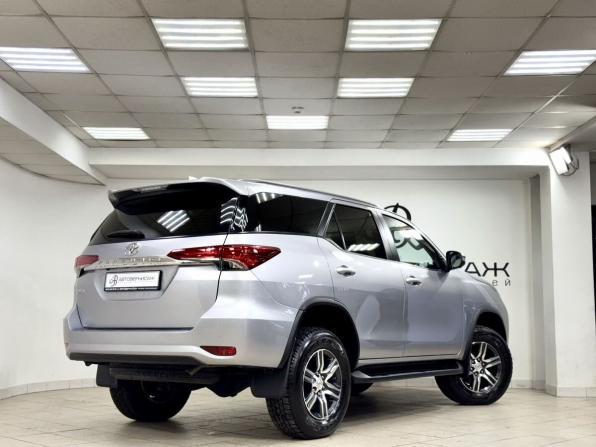 Toyota Fortuner II Рестайлинг с пробегом 2022 года, цена 4 950 000 рублей, 738 км, внедорожник, Автокод Объявления