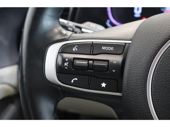 Kia Sportage V с пробегом 2022 года, цена 3 399 000 рублей, 41982 км, внедорожник, Автокод Объявления