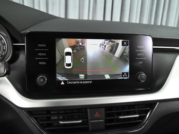 Skoda Rapid II с пробегом 2021 года, цена 1 770 000 рублей, 91236 км, лифтбек, Автокод Объявления