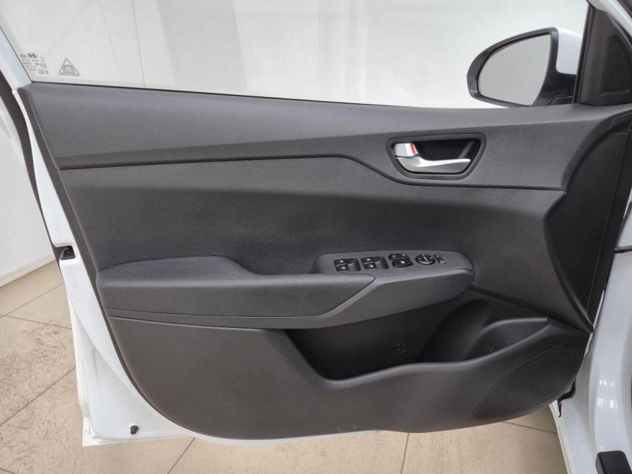 Hyundai Solaris II Рестайлинг Альметьевск  - изображение 9