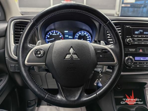 Mitsubishi Outlander III с пробегом 2014 года, цена 1 455 000 рублей, 150000 км, внедорожник, Автокод Объявления