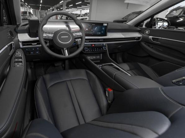Hyundai Sonata VIII (DN8) Рестайлинг с пробегом 2026 года, цена 4 900 000 рублей, 10 км, седан, Автокод Объявления