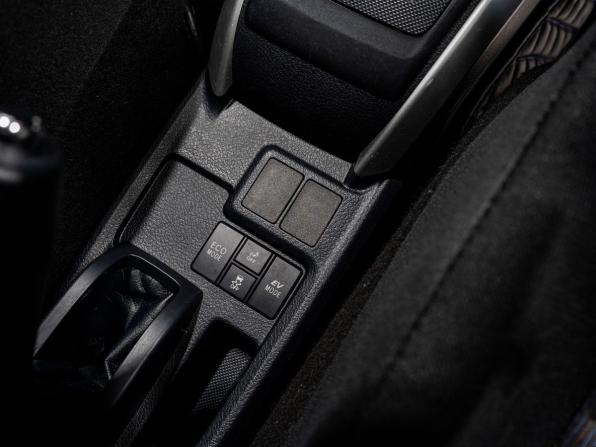 Toyota Corolla XI (E160 E170) Рестайлинг 2 с пробегом 2018 года, цена 1 345 000 рублей, 115470 км, универсал, Автокод Объявления
