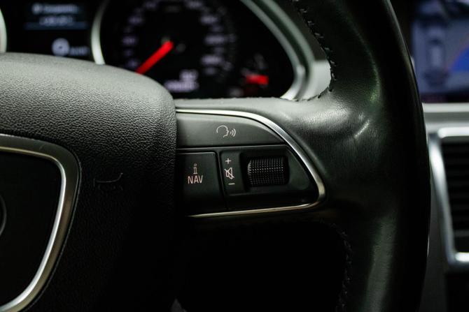 Audi Q7 I (4L) Рестайлинг с пробегом 2014 года, цена 2 199 000 рублей, 226684 км, внедорожник, Автокод Объявления