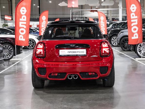 Mini Hatch III (F55/F56) Рестайлинг с пробегом 2019 года, цена 3 099 700 рублей, 52811 км, хэтчбек, Автокод Объявления