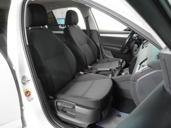 Skoda Octavia III (A7) с пробегом 2014 года, цена 879 000 рублей, 236629 км, лифтбек, Автокод Объявления