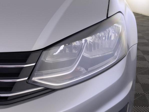 Volkswagen Polo V Рестайлинг с пробегом 2019 года, цена 1 450 000 рублей, 85274 км, седан, Автокод Объявления