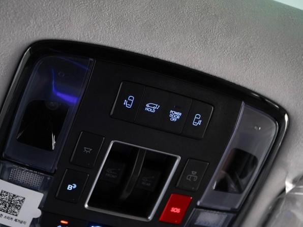 Hyundai Staria I с пробегом 2024 года, цена 7 288 888 рублей, 9520 км, минивэн, Автокод Объявления
