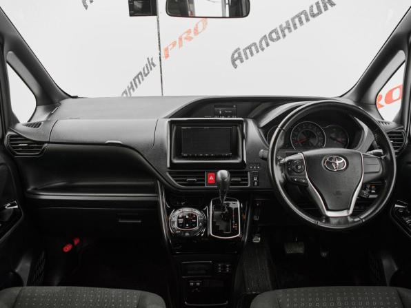 Toyota Noah III (R80) Рестайлинг с пробегом 2019 года, цена 2 469 000 рублей, 170597 км, минивэн, Автокод Объявления