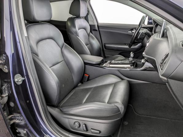 Kia Stinger I с пробегом 2019 года, цена 2 290 000 рублей, 127565 км, лифтбек, Автокод Объявления