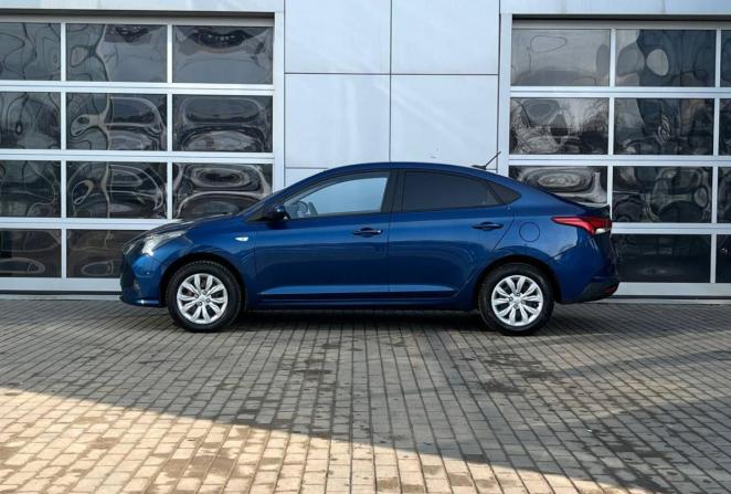 Hyundai Solaris II Рестайлинг с пробегом 2021 года, цена 1 580 000 рублей, 21285 км, седан, Автокод Объявления