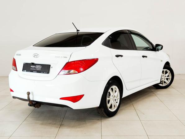 Hyundai Solaris I Рестайлинг с пробегом 2015 года, цена 710 800 рублей, 249815 км, седан, Автокод Объявления
