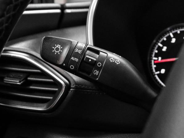 Hyundai Santa Fe IV Рестайлинг с пробегом 2021 года, цена 3 299 000 рублей, 94000 км, внедорожник, Автокод Объявления