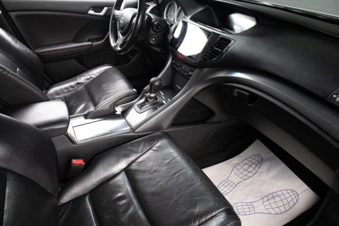 Honda Accord VIII Рестайлинг с пробегом 2012 года, цена 1 329 000 рублей, 250600 км, седан, Автокод Объявления